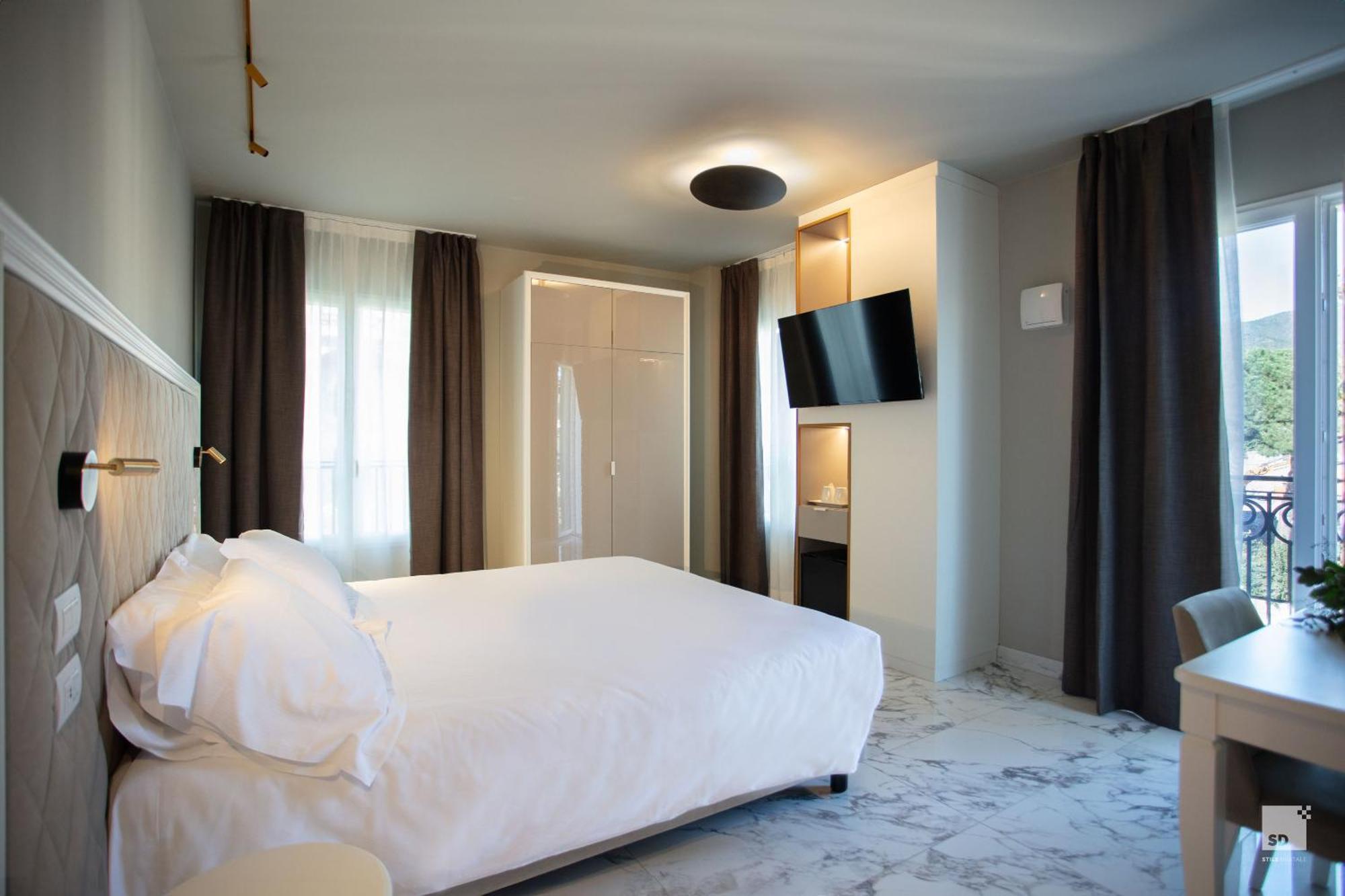 Hotel Villa Elena Varazze Extérieur photo