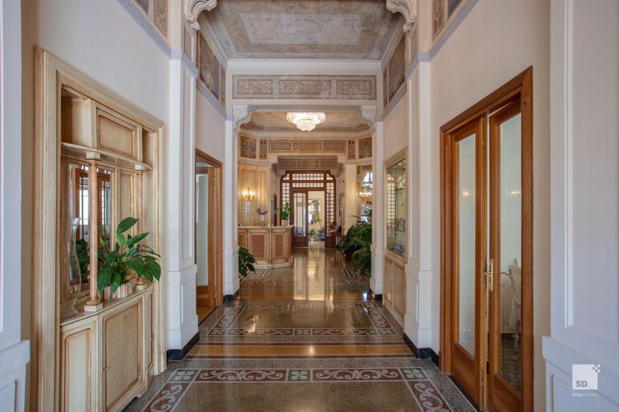 Hotel Villa Elena Varazze Extérieur photo