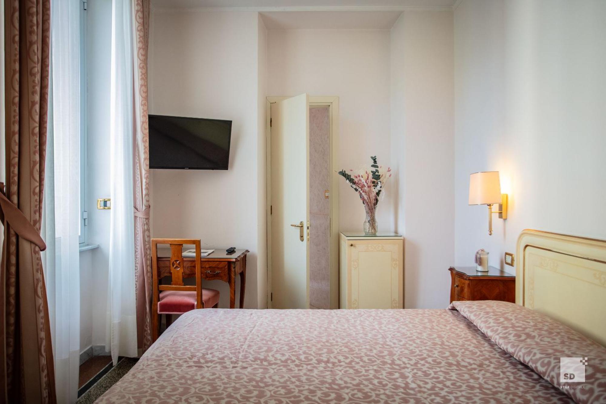 Hotel Villa Elena Varazze Extérieur photo