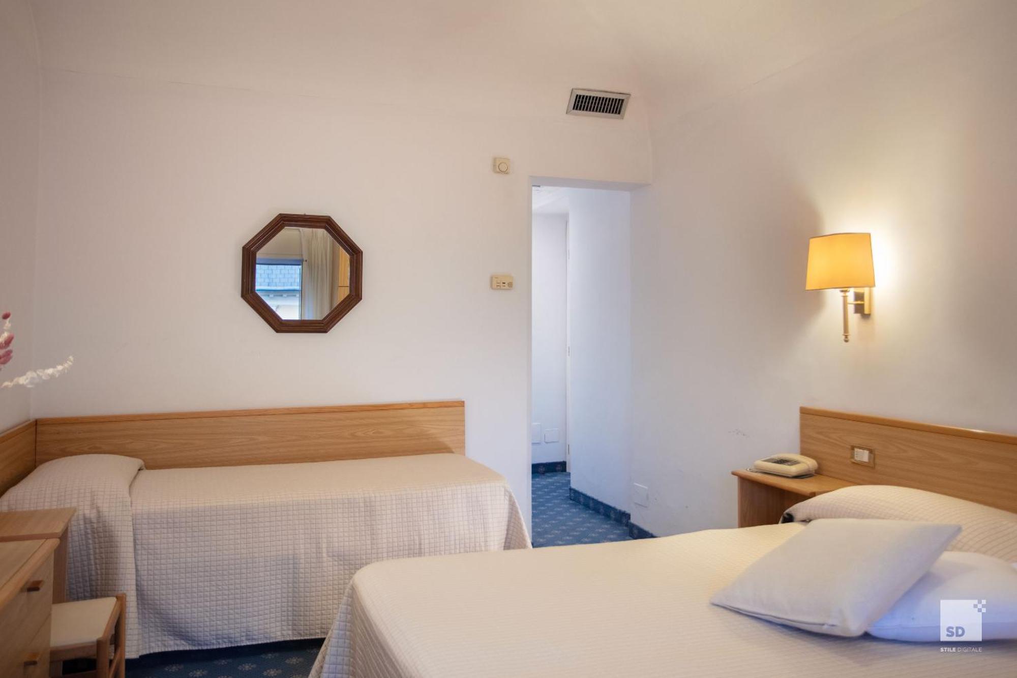 Hotel Villa Elena Varazze Extérieur photo