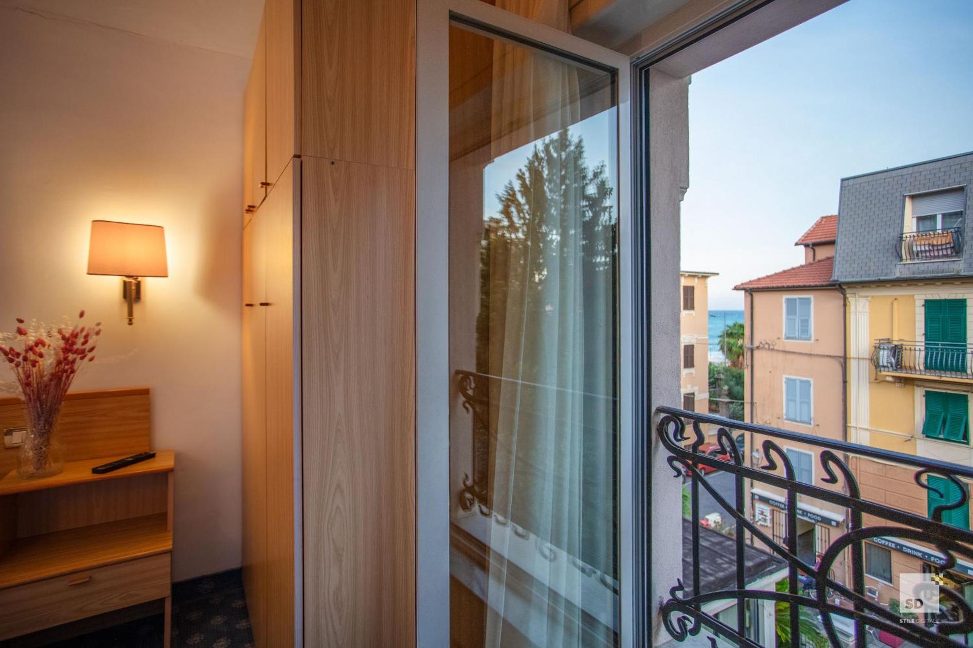 Hotel Villa Elena Varazze Extérieur photo