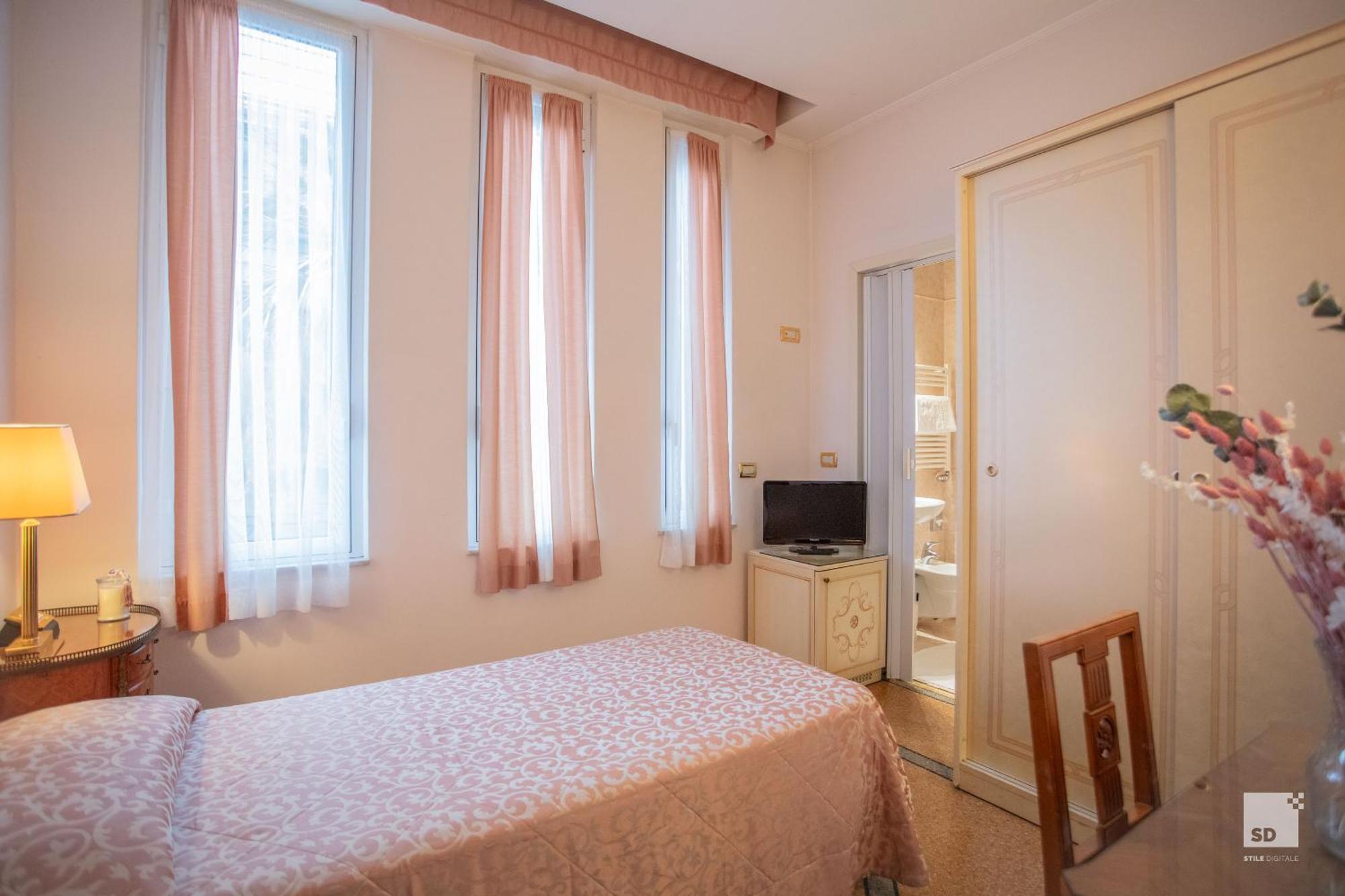 Hotel Villa Elena Varazze Extérieur photo